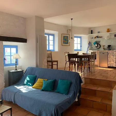 La Maison Bleue