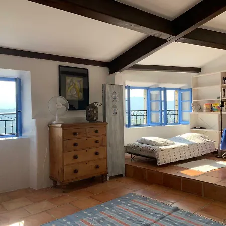 Holiday home La Maison Bleue